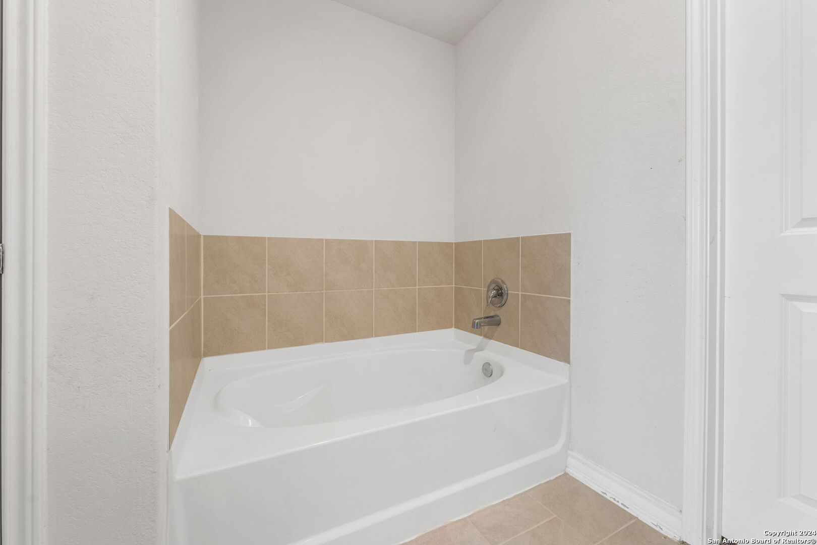 6638 Kingsley Edge San Antonio TX 78252