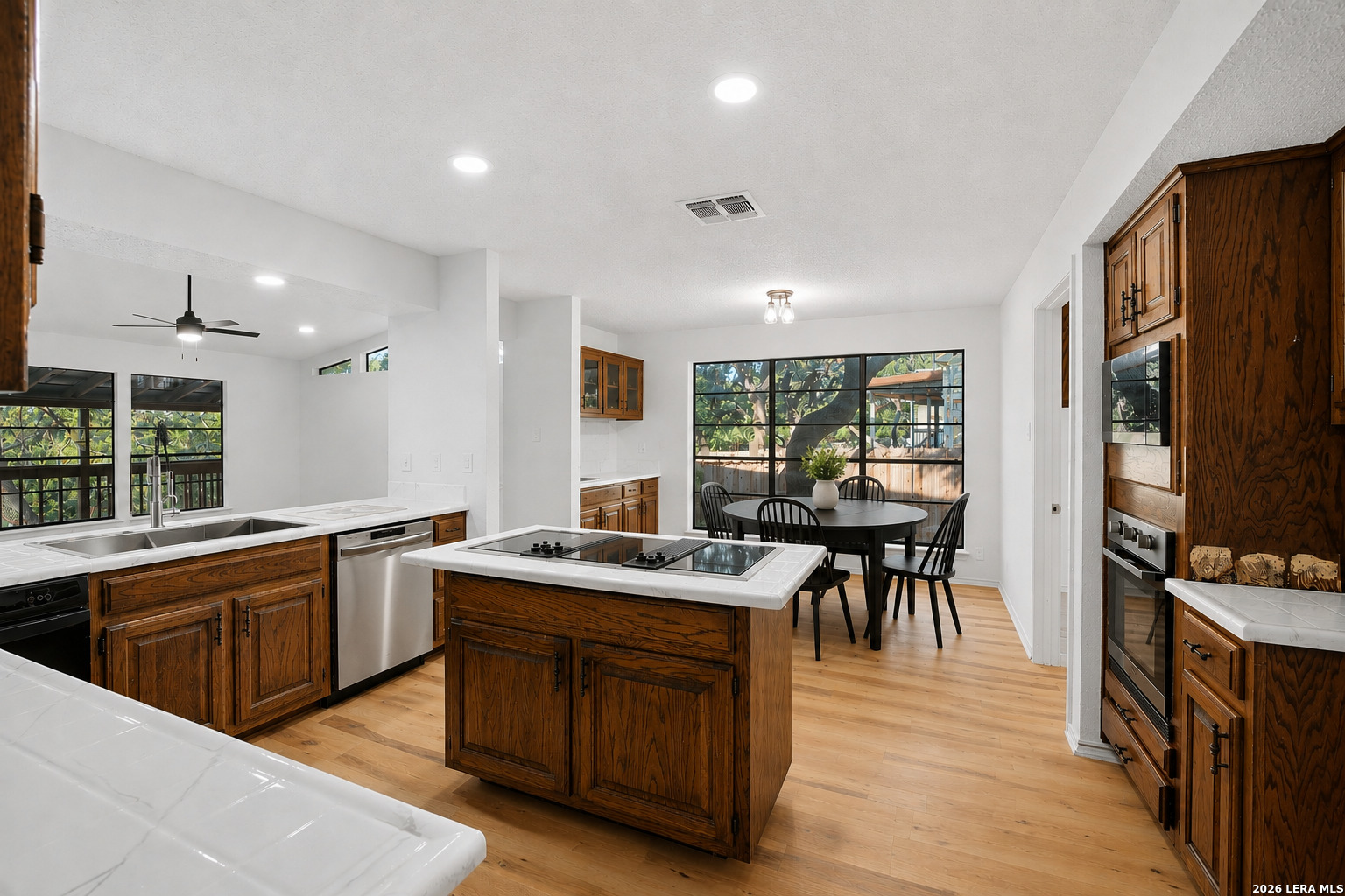 2163 Encino Loop San Antonio TX 78259