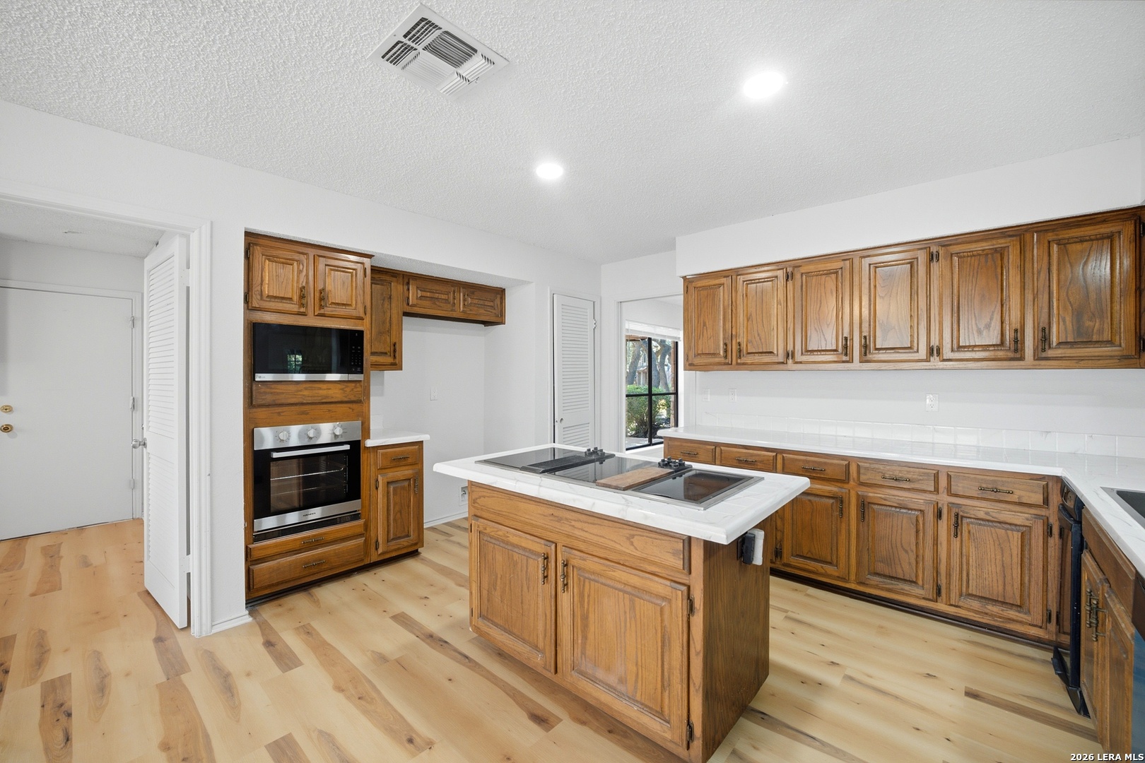2163 Encino Loop San Antonio TX 78259