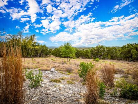 5923 Copper Valley New Braunfels TX 78132