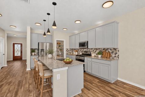 12417 Vista Rim San Antonio TX 78233
