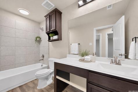 12417 Vista Rim San Antonio TX 78233