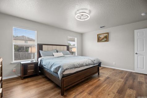 5406 Duke Field San Antonio TX 78227