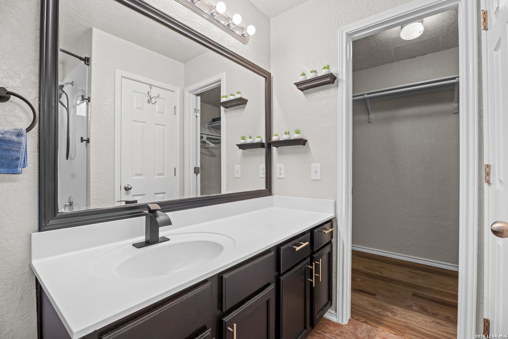 5406 Duke Field San Antonio TX 78227