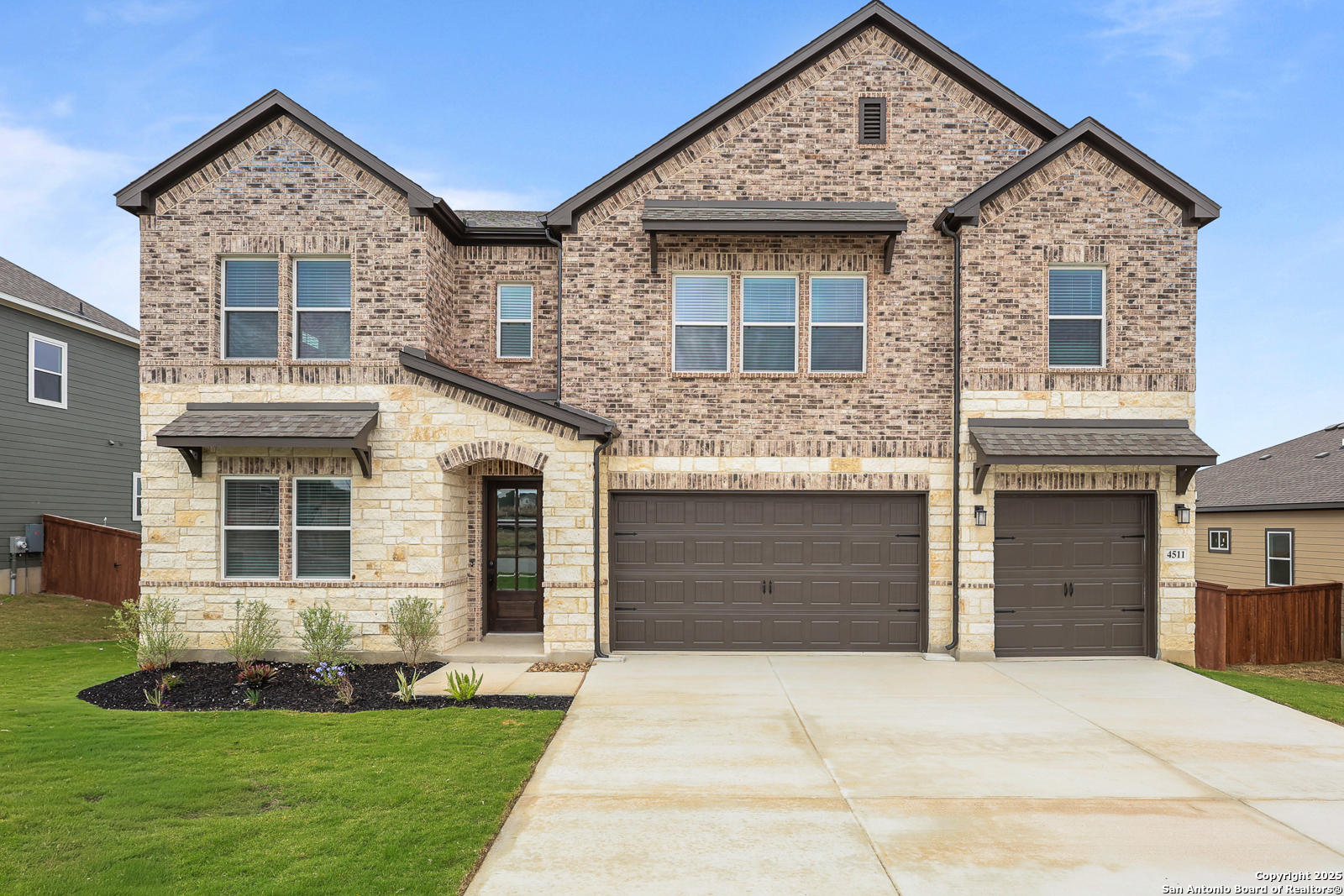 4511 Yoakum Valley Schertz TX 78108