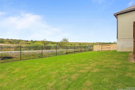 4511 Yoakum Valley Schertz TX 78108