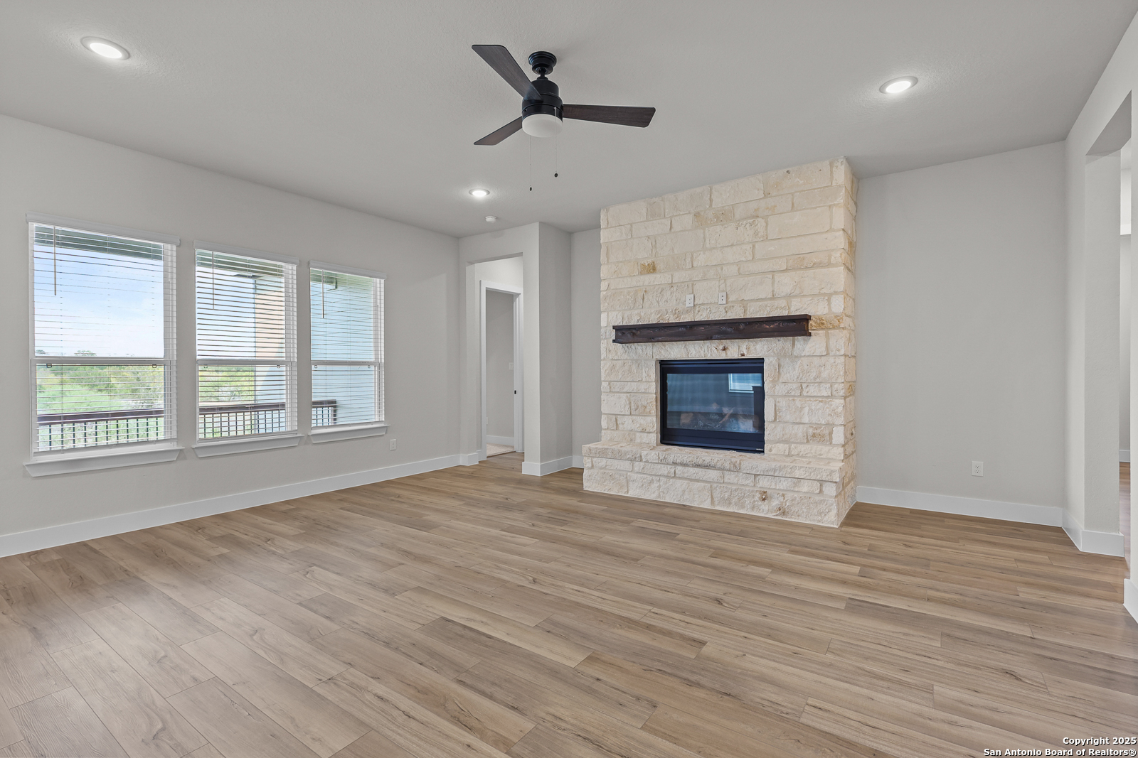 4511 Yoakum Valley Schertz TX 78108