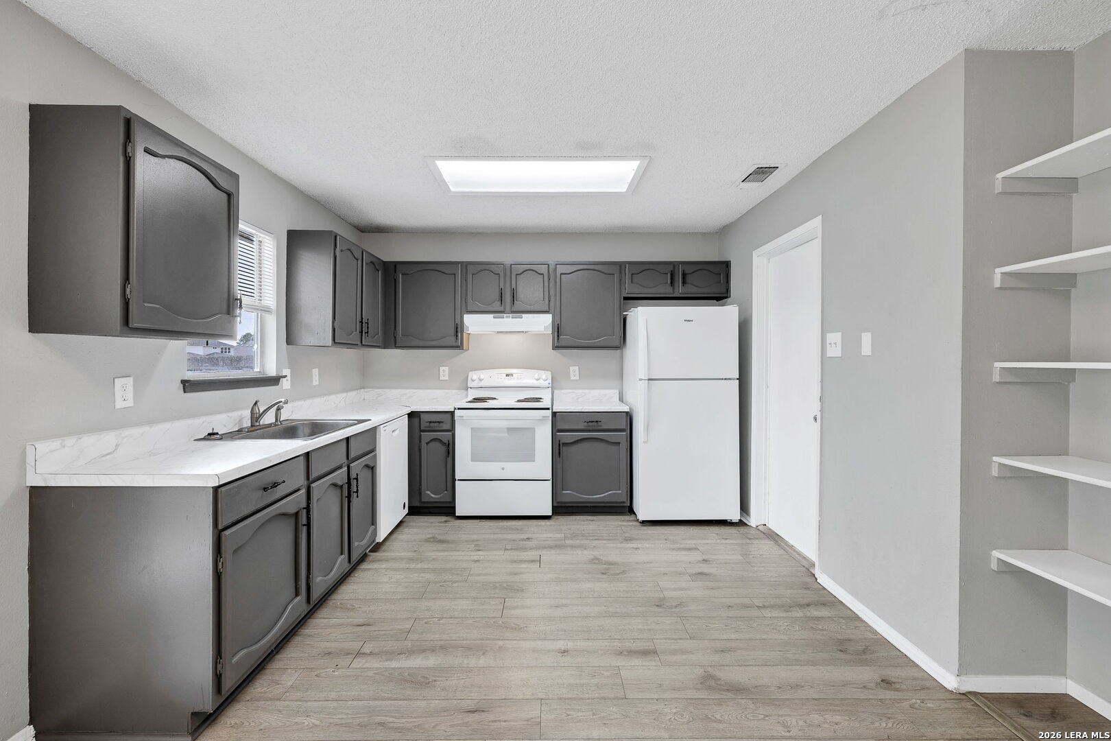 2822 Meadow River Street San Antonio TX 78251