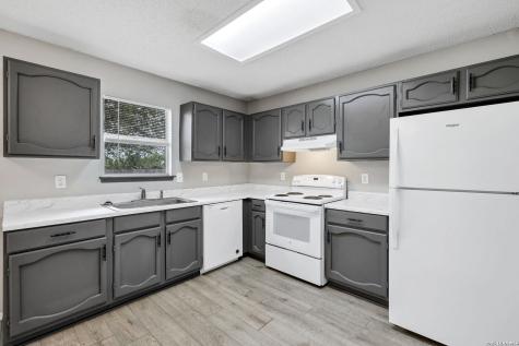 2822 Meadow River Street San Antonio TX 78251