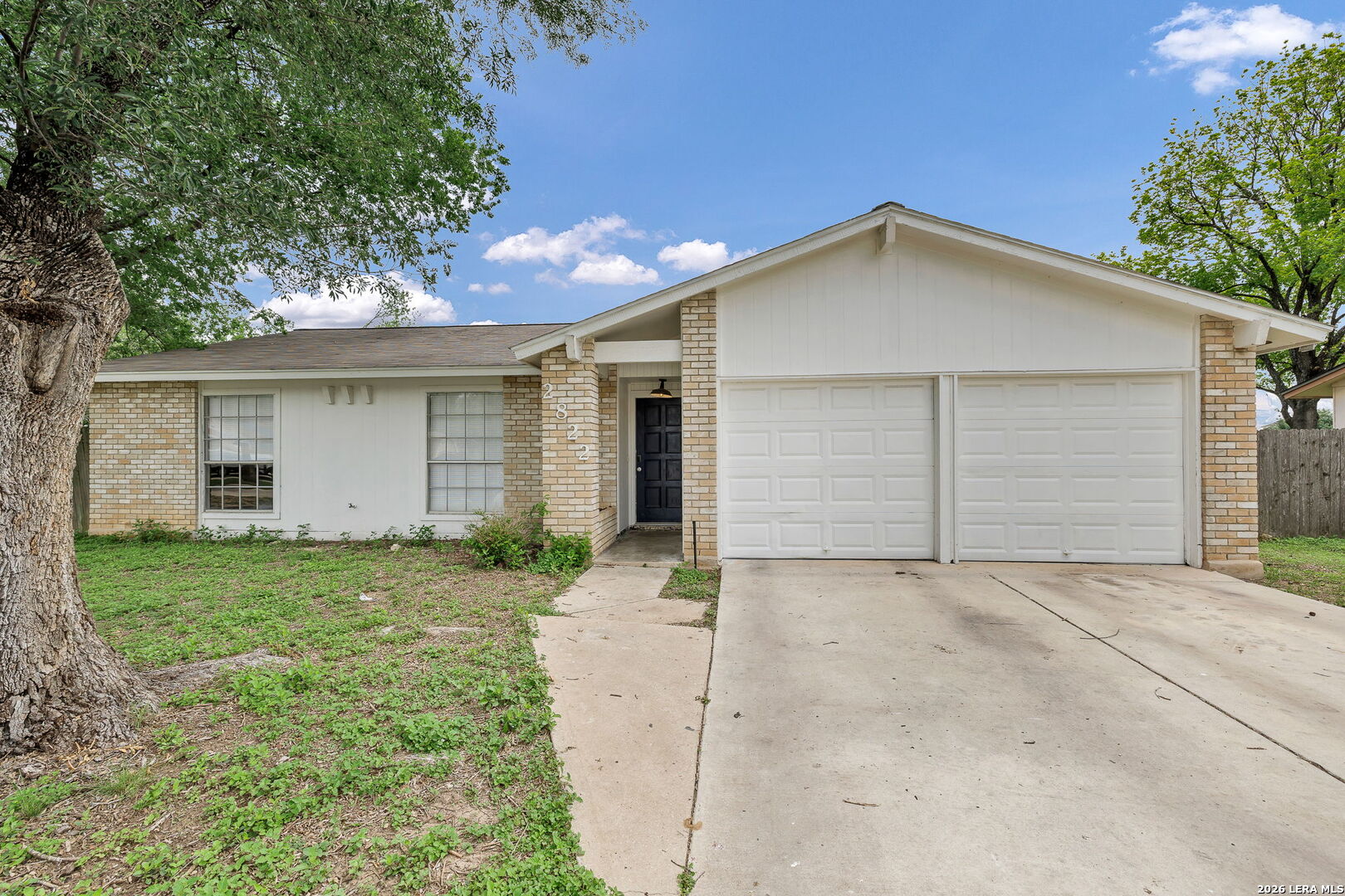 2822 Meadow River Street San Antonio TX 78251