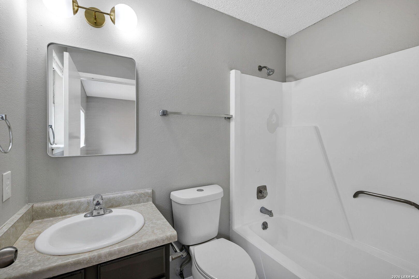 2822 Meadow River Street San Antonio TX 78251
