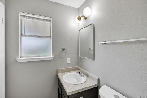 2822 Meadow River Street San Antonio TX 78251