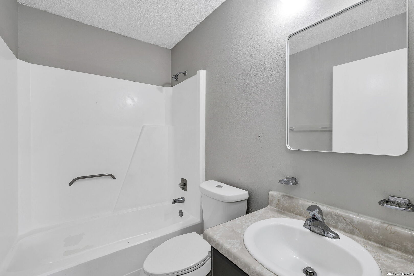 2822 Meadow River Street San Antonio TX 78251