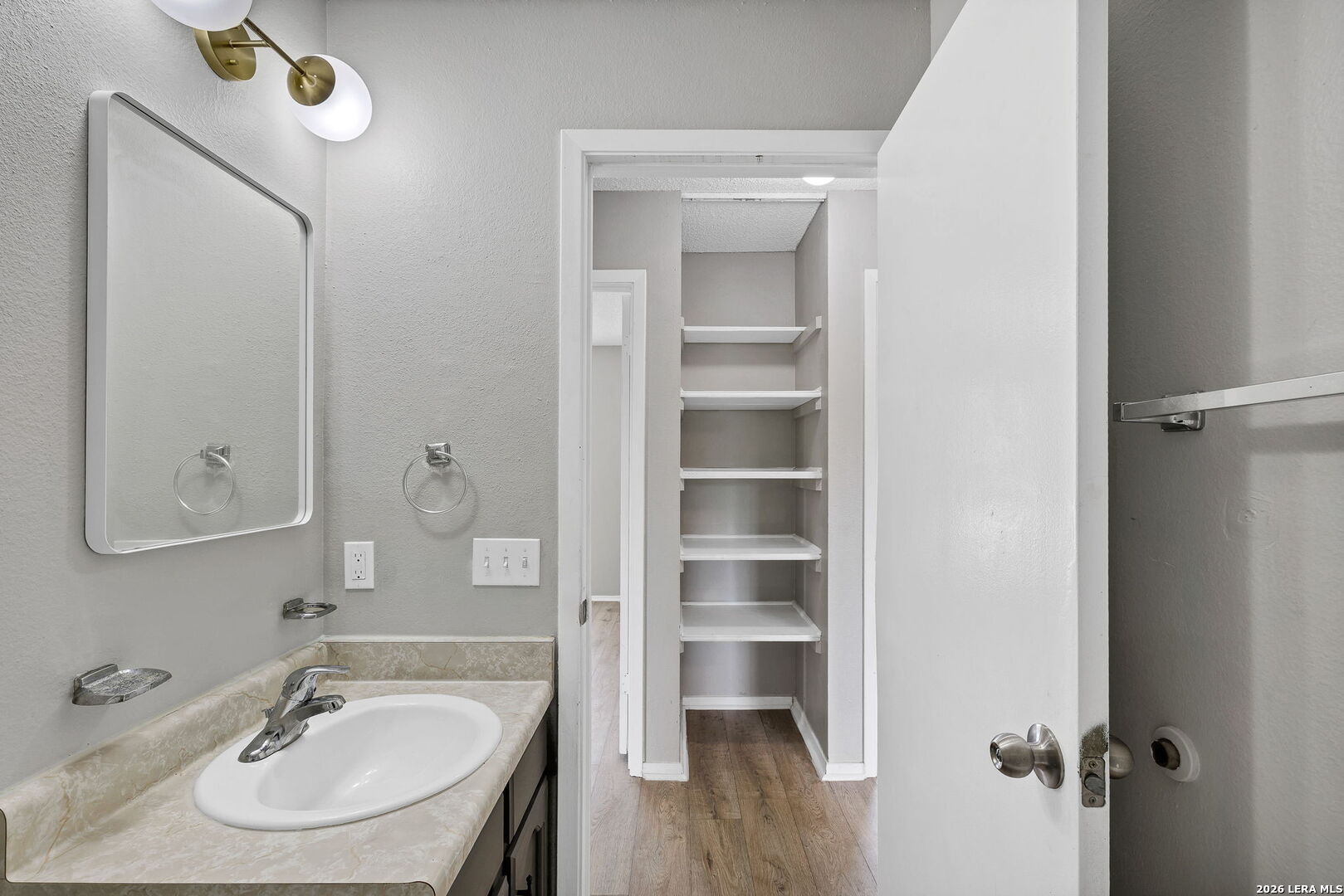 2822 Meadow River Street San Antonio TX 78251