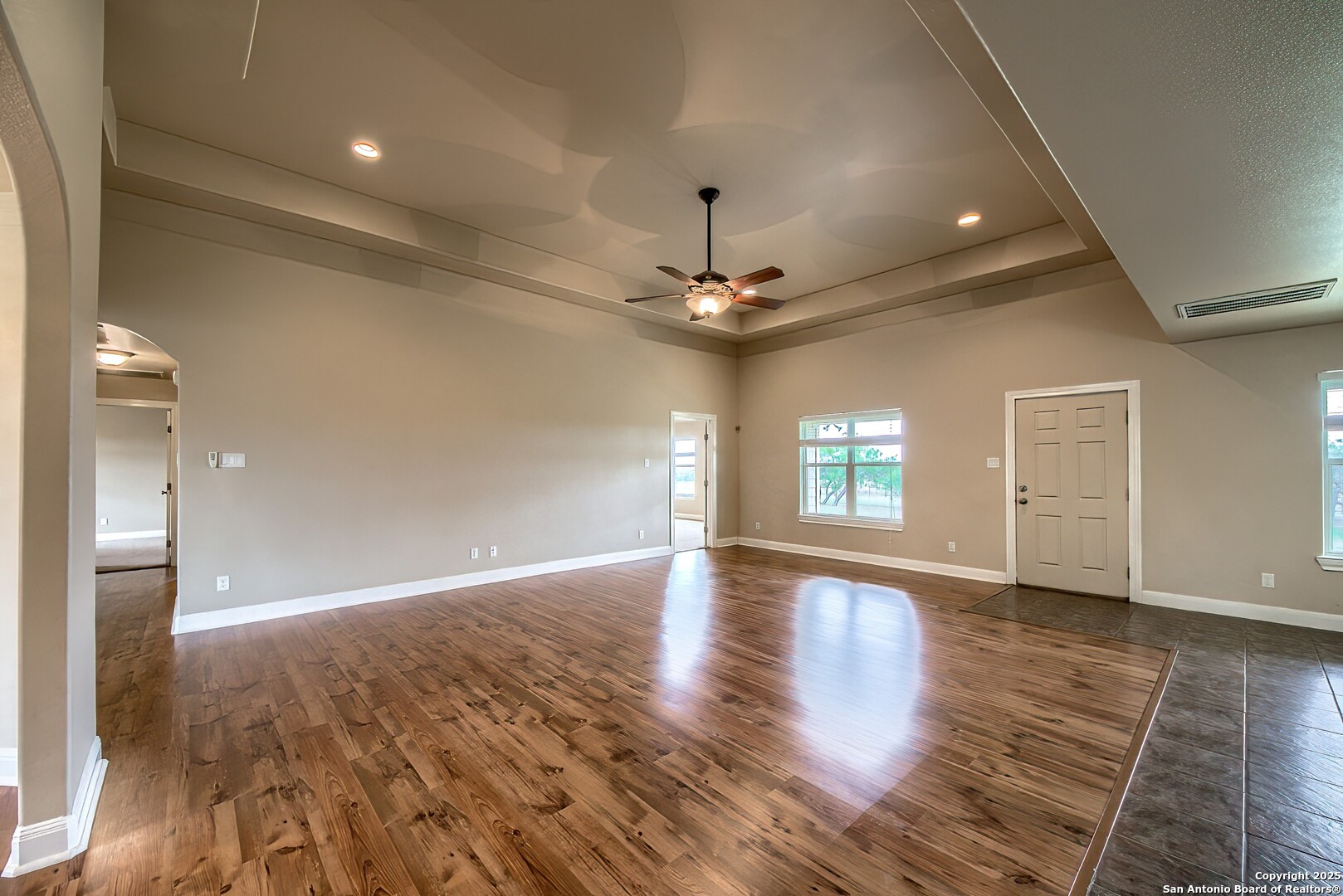 123 Colette Marion TX 78124