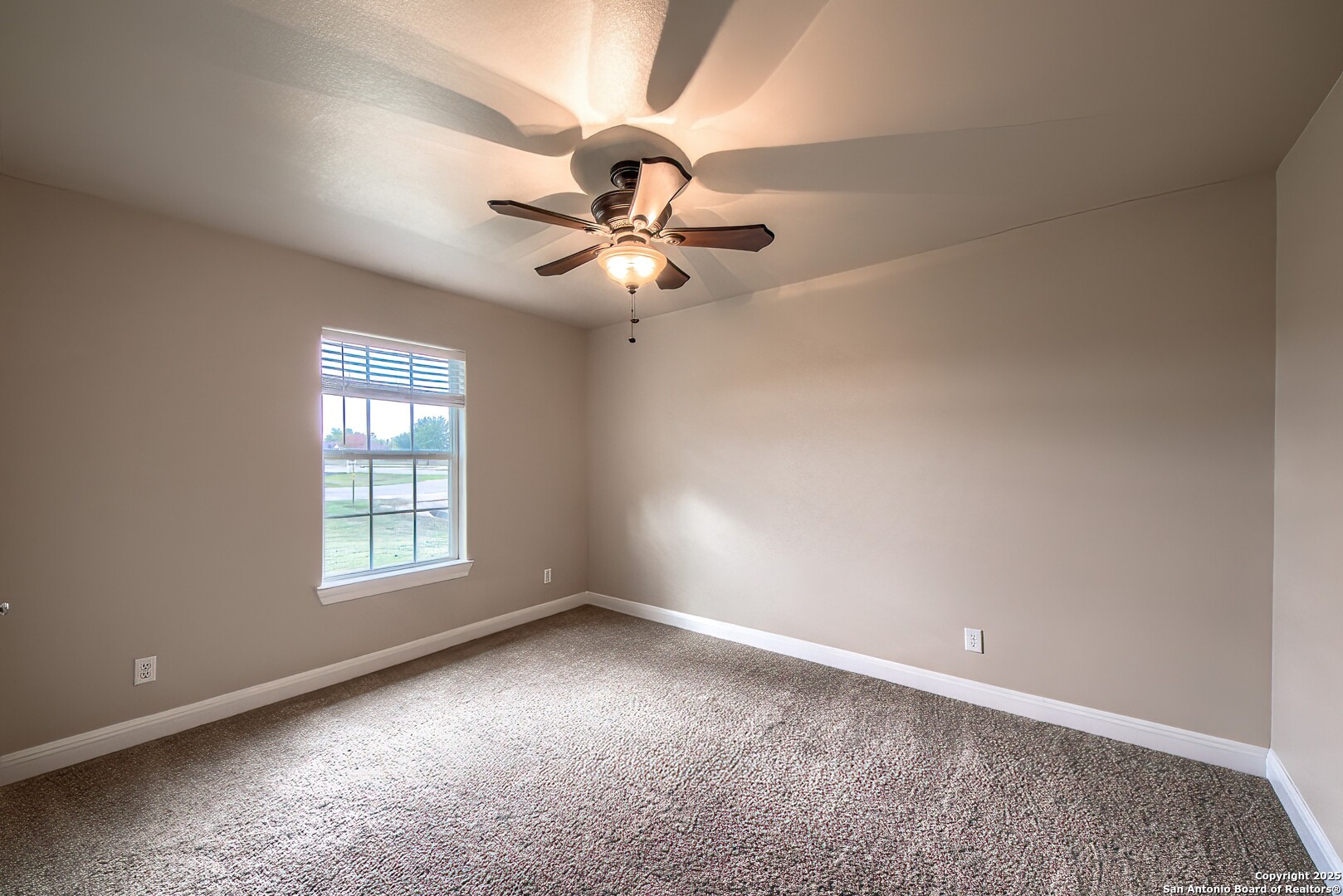 123 Colette Marion TX 78124