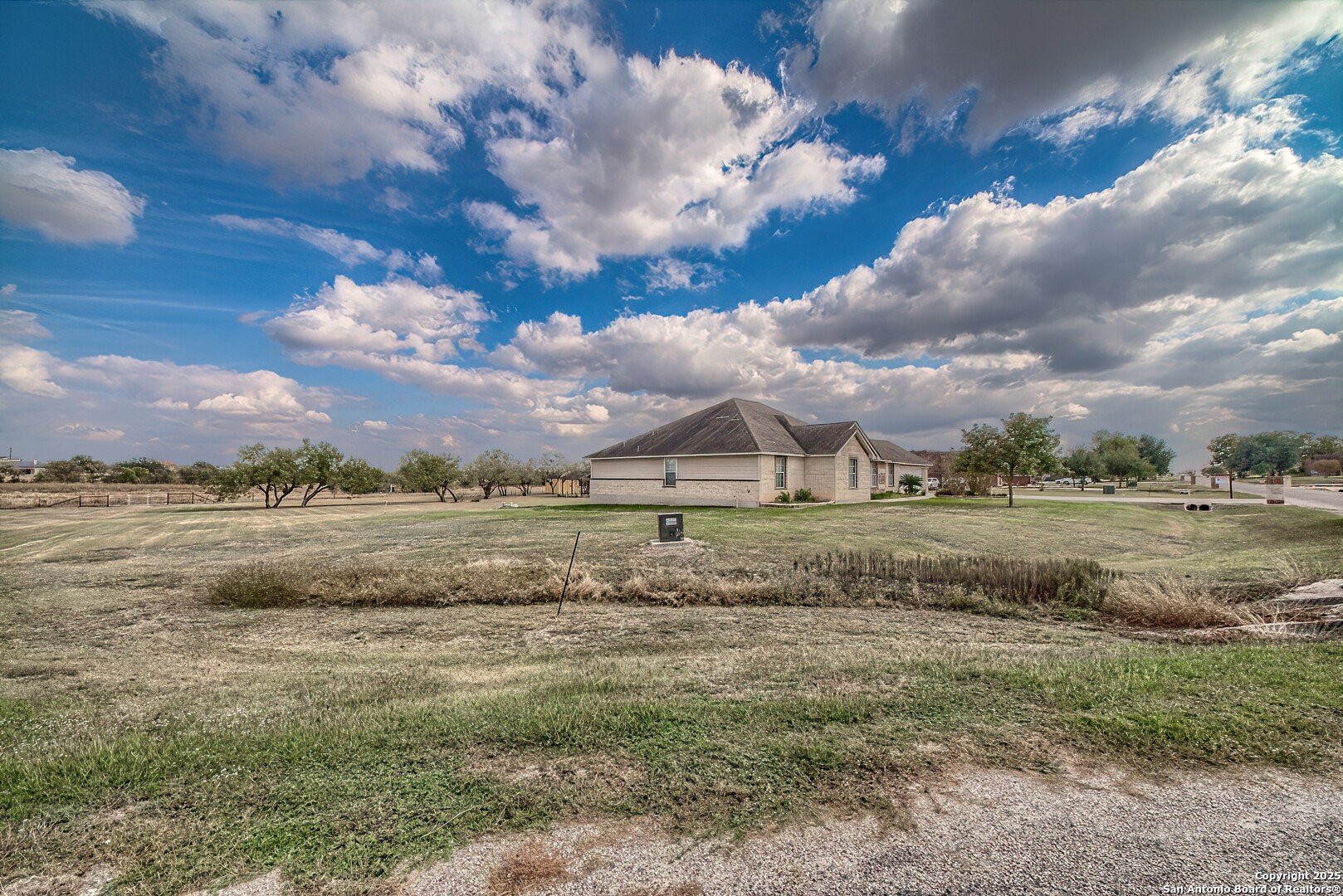 123 Colette Marion TX 78124