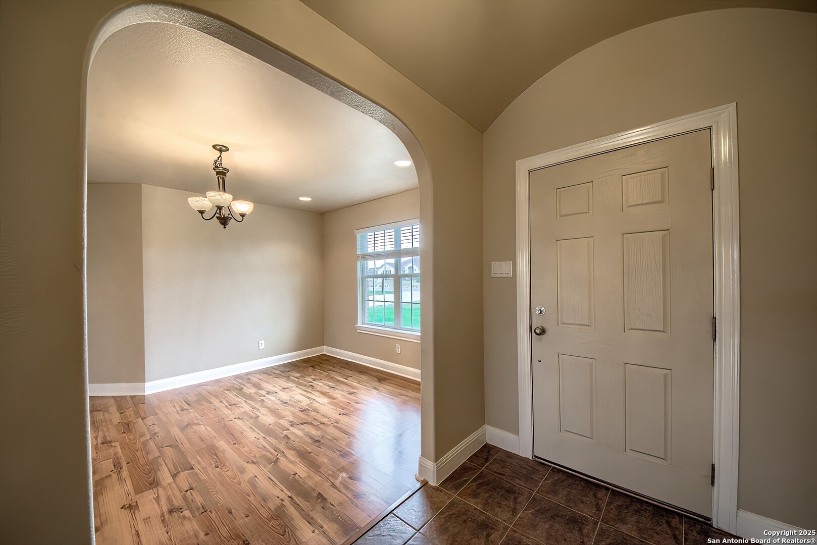 123 Colette Marion TX 78124