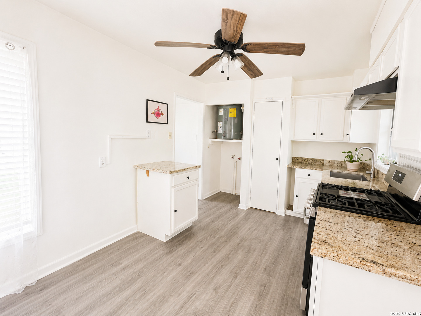914 Glamis Avenue San Antonio TX 78223