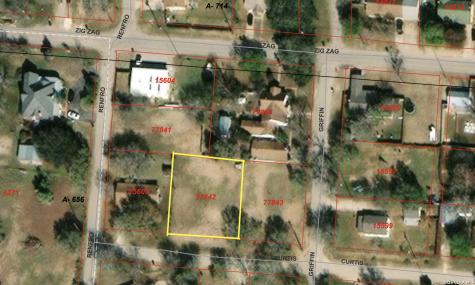 704 Curtis Devine TX 78016