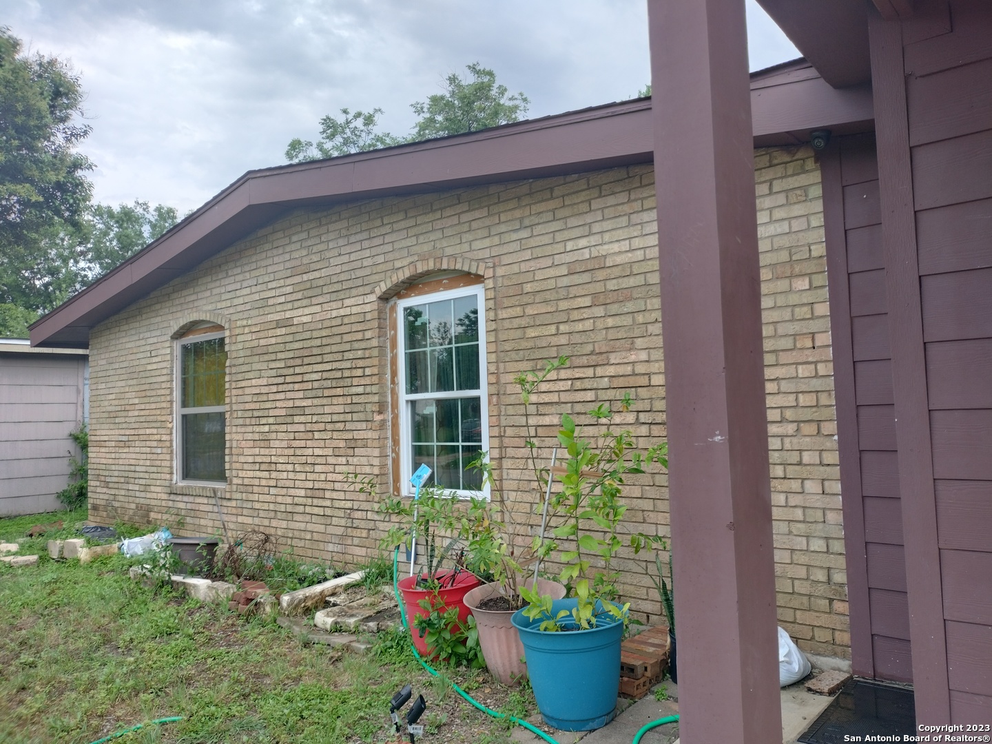 5130 Village Green San Antonio TX 78218
