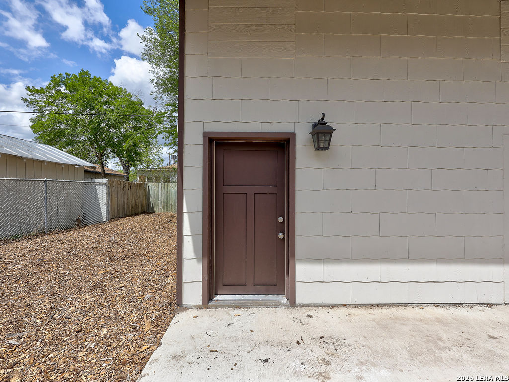 507 W Mistletoe San Antonio TX 78212
