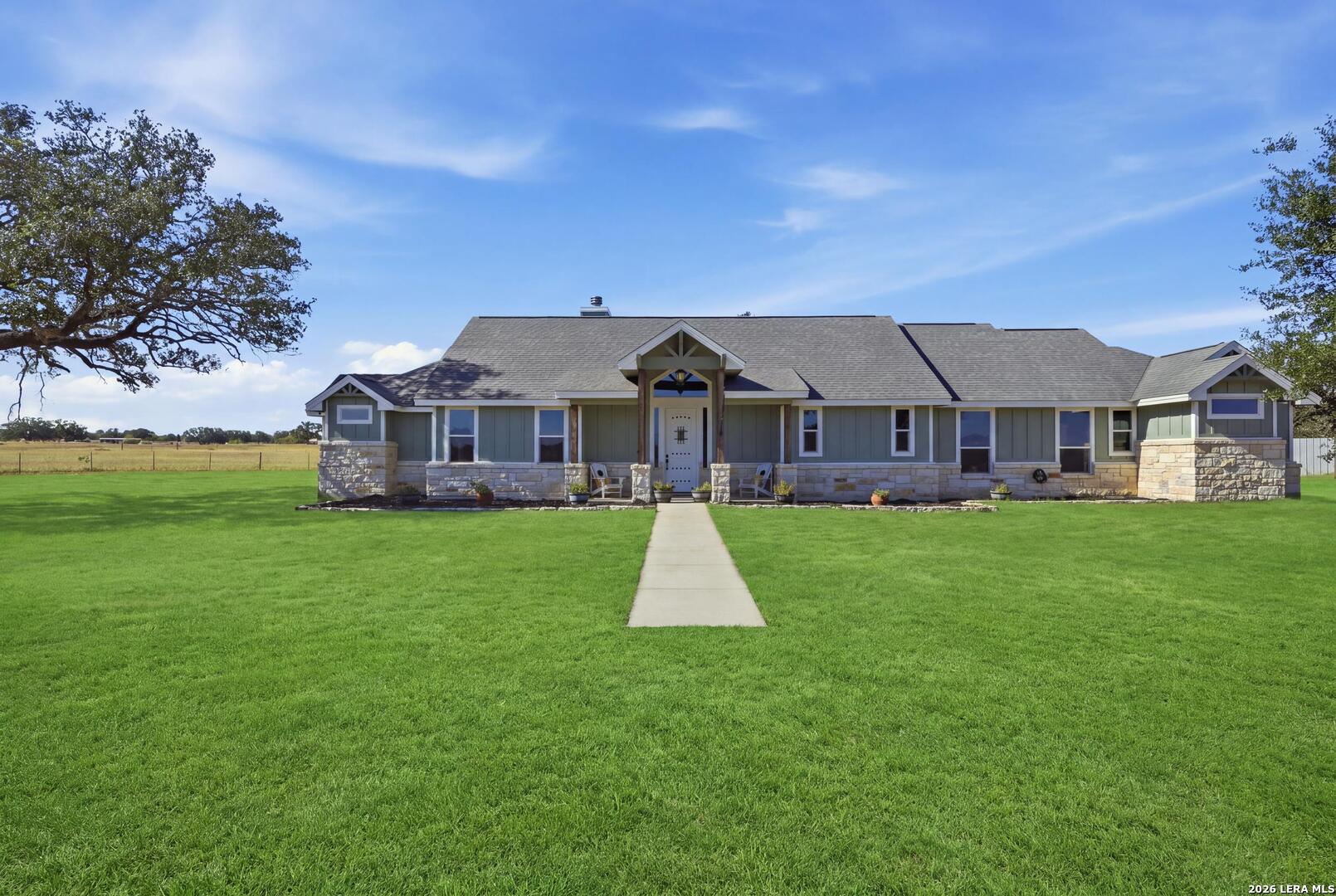 1250 County Road 304 Floresville TX 78114