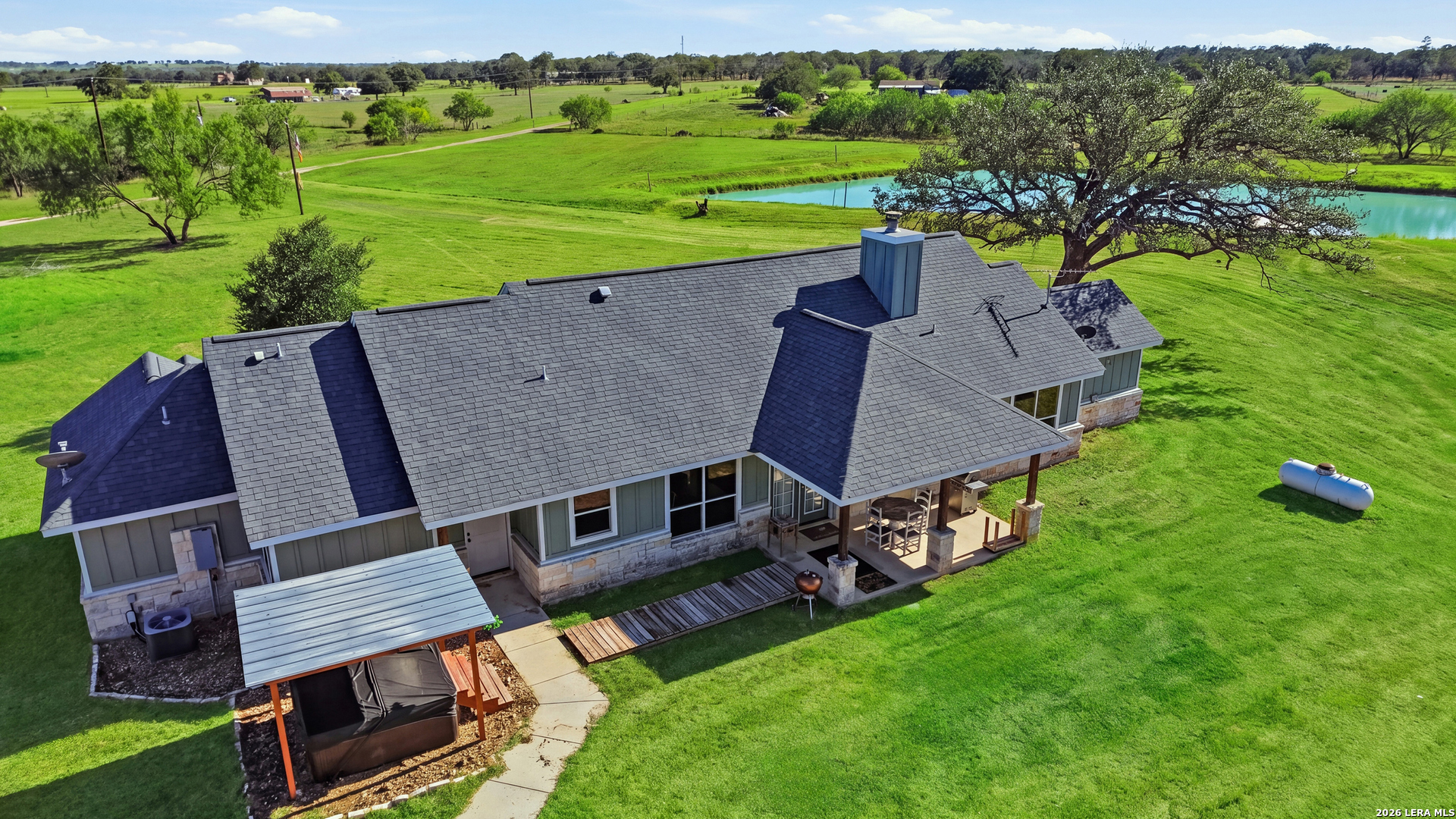 1250 County Road 304 Floresville TX 78114