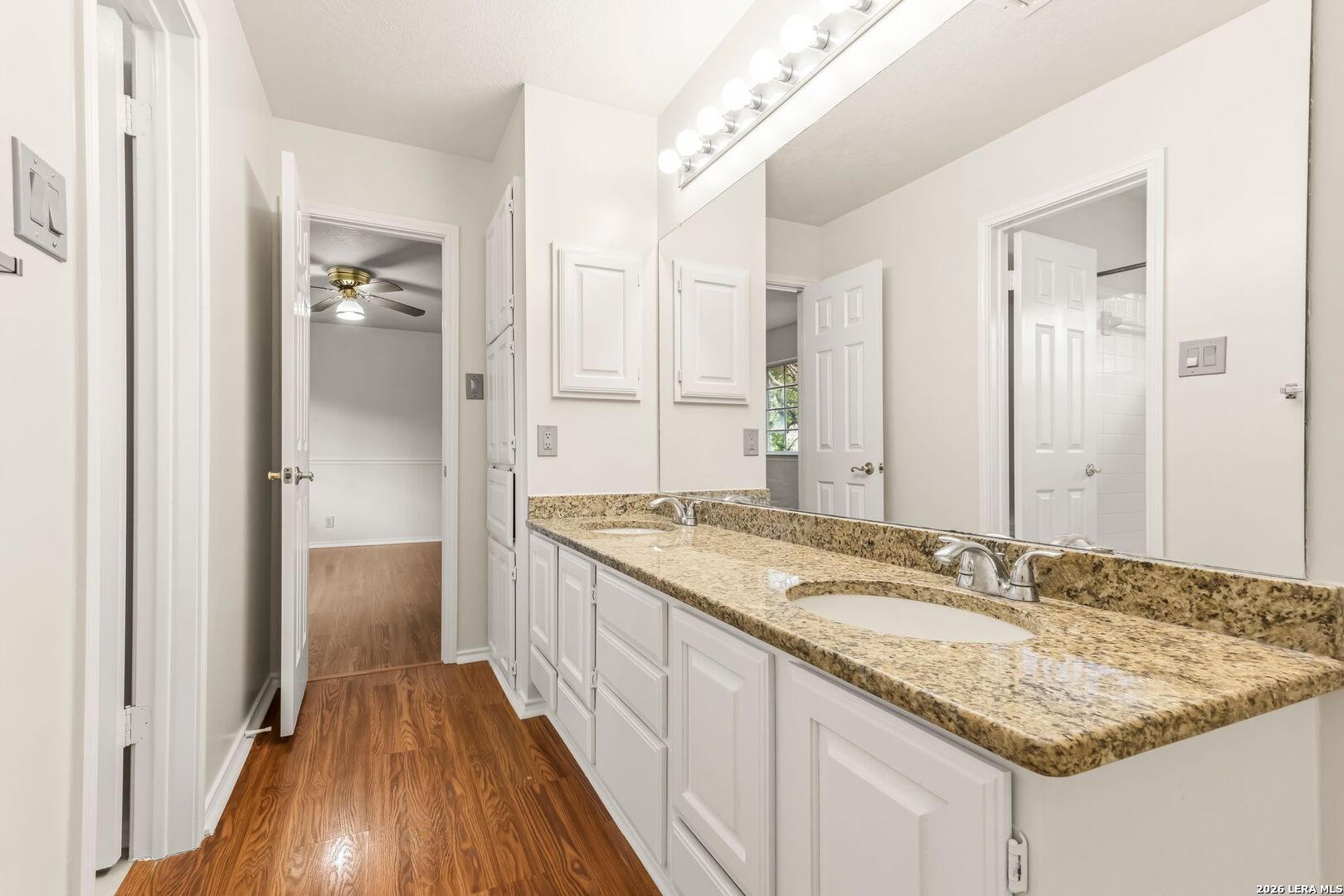 13702 Chittim Woods San Antonio TX 78232
