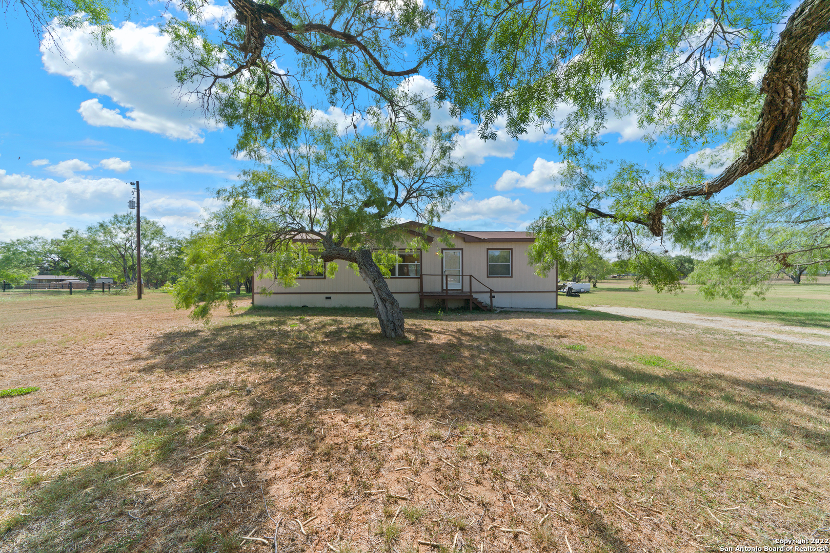 306 Homeridge Drive La Vernia TX 78121