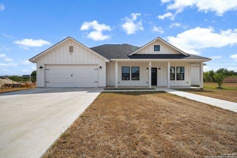 1555 Vista View Pleasanton TX 78064