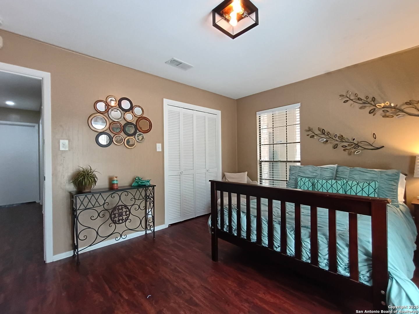 1401 Dezarae 4 San Antonio TX 78253