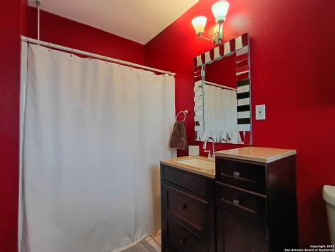 1401 Dezarae 4 San Antonio TX 78253