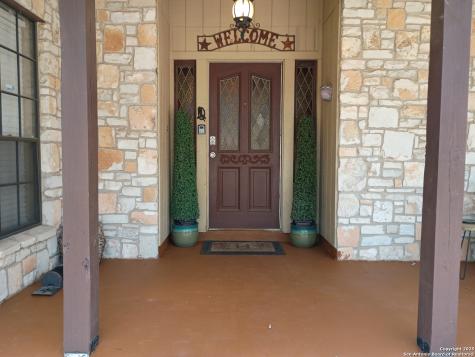 1401 Dezarae 4 San Antonio TX 78253