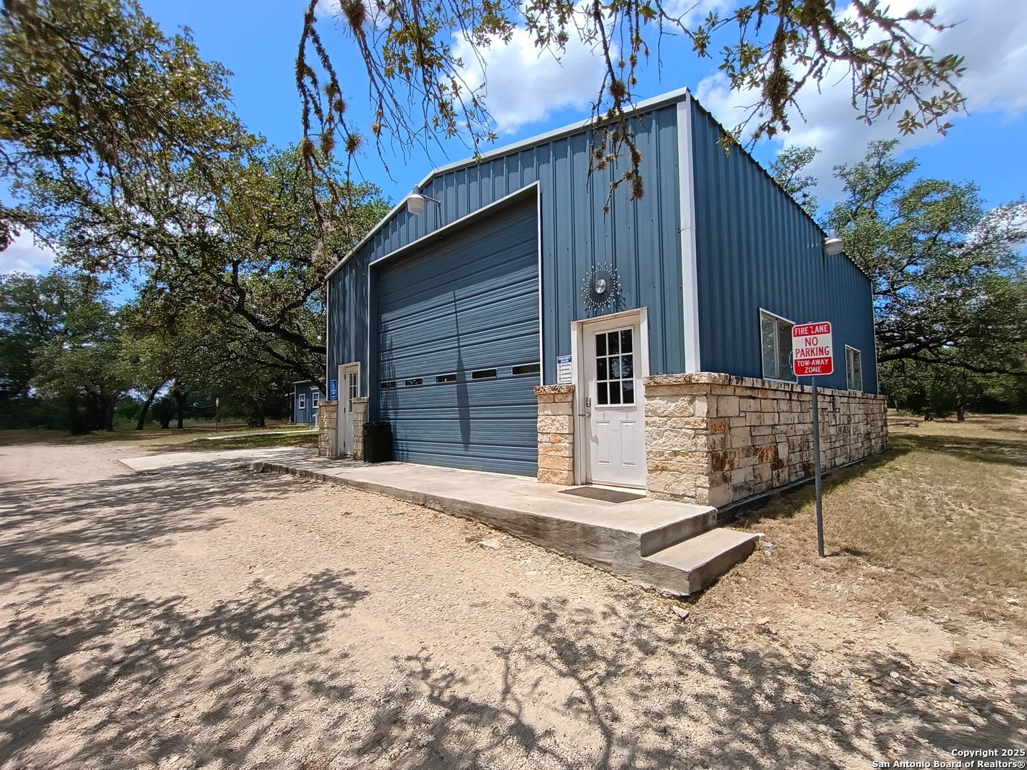 1401 Dezarae 4 San Antonio TX 78253