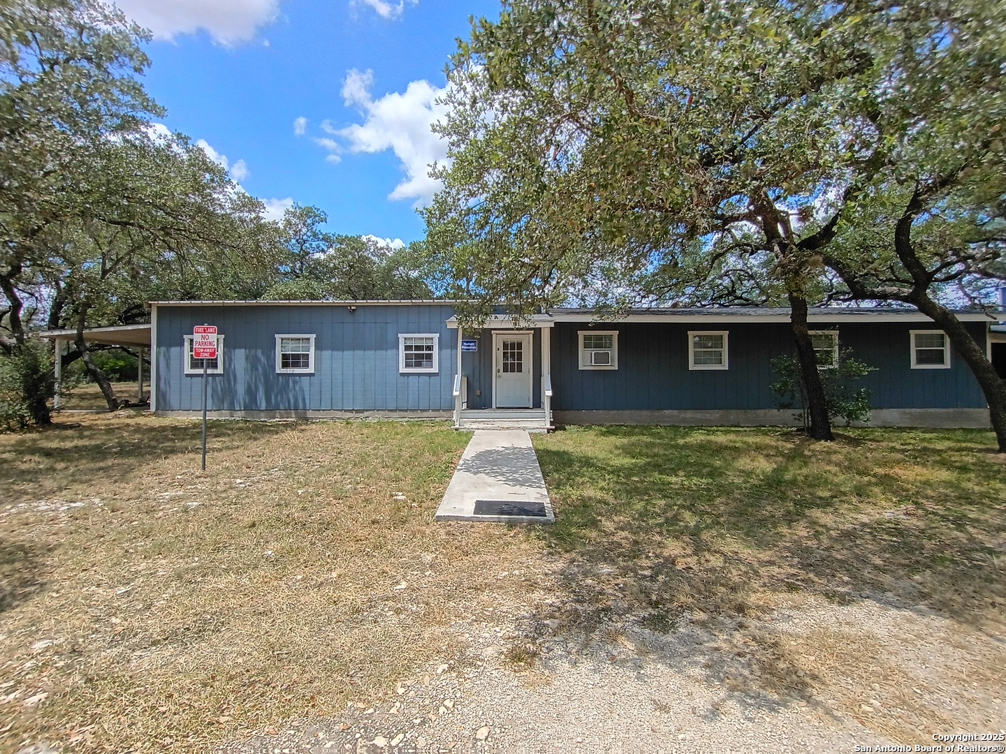 1401 Dezarae 4 San Antonio TX 78253