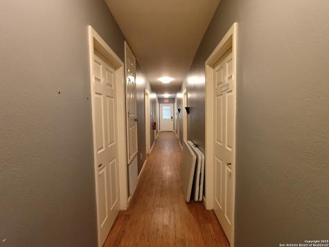 1401 Dezarae 4 San Antonio TX 78253