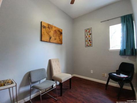 1401 Dezarae 4 San Antonio TX 78253