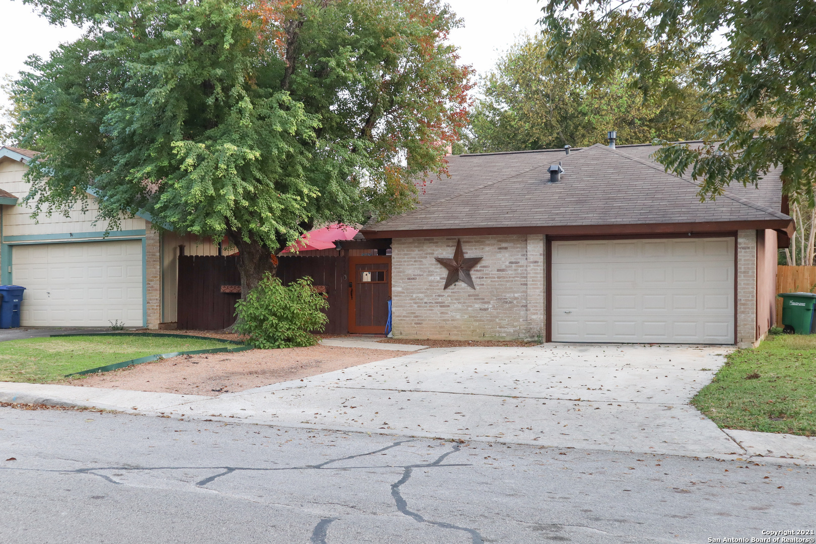 5542 Kissing Oak Street San Antonio TX 78247