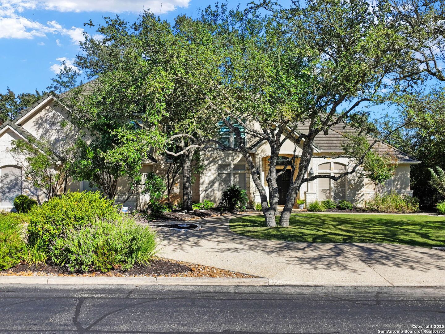 8011 Sendero Ridge Drive Fair Oaks Ranch TX 78015
