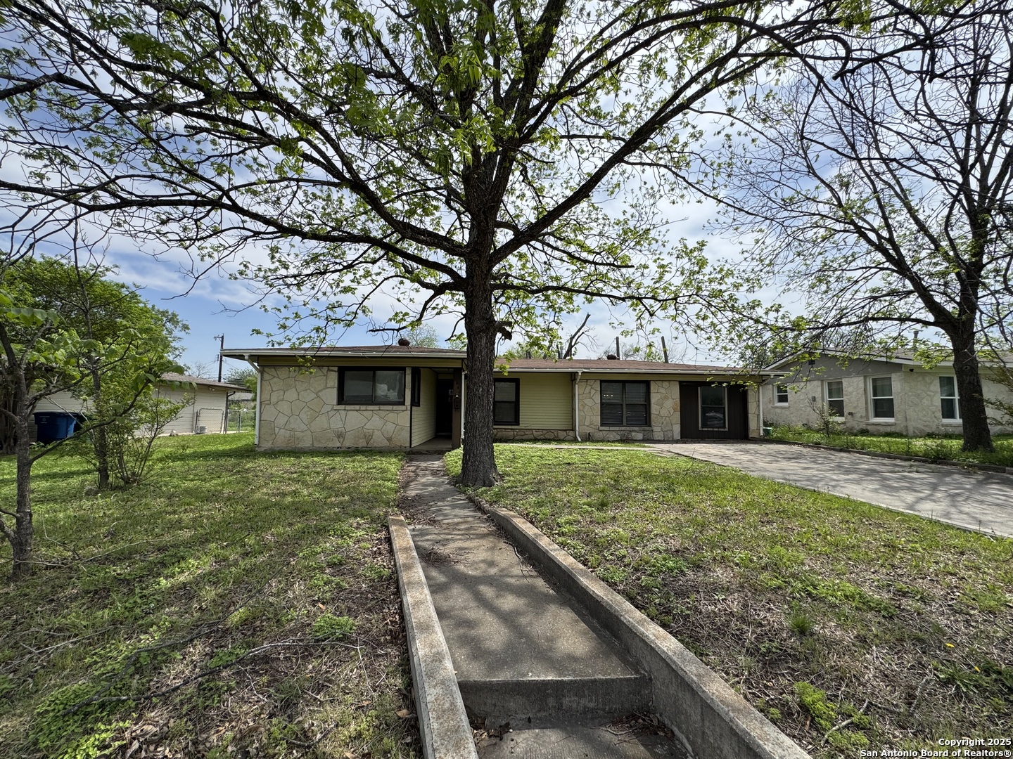 3346 W Woodlawn Avenue San Antonio TX 78228