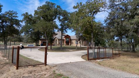 507 Enchanted Oak Drive La Vernia TX 78121