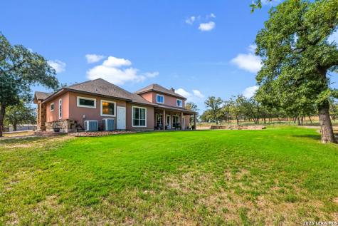 507 Enchanted Oak Drive La Vernia TX 78121