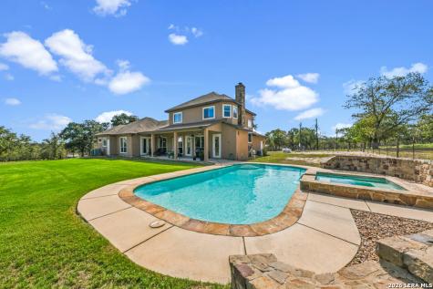 507 Enchanted Oak Drive La Vernia TX 78121