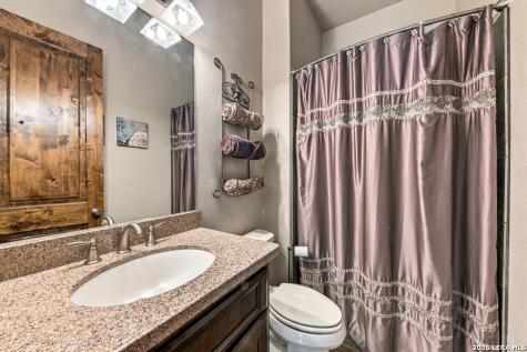 507 Enchanted Oak Drive La Vernia TX 78121