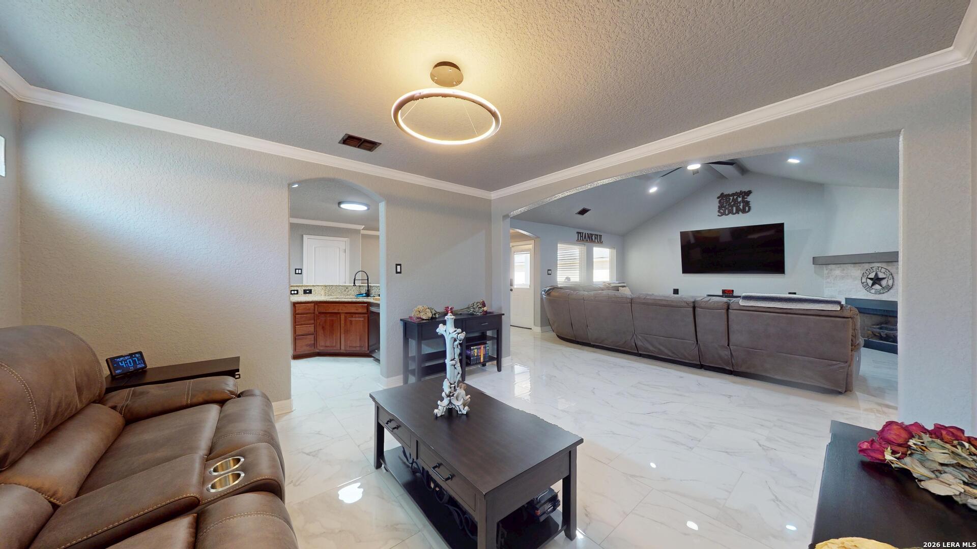 6127 Royal Ridge San Antonio TX 78239