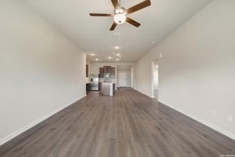 6754 Red Buffalo Trail San Antonio TX 78253