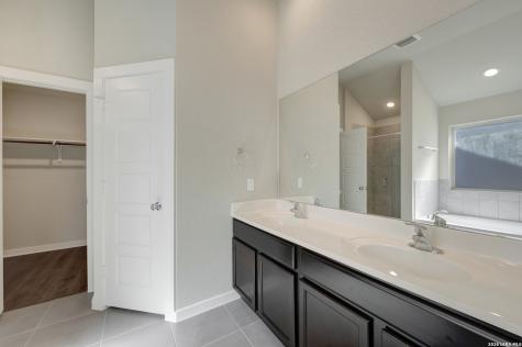 6754 Red Buffalo Trail San Antonio TX 78253