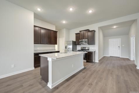 6754 Red Buffalo Trail San Antonio TX 78253