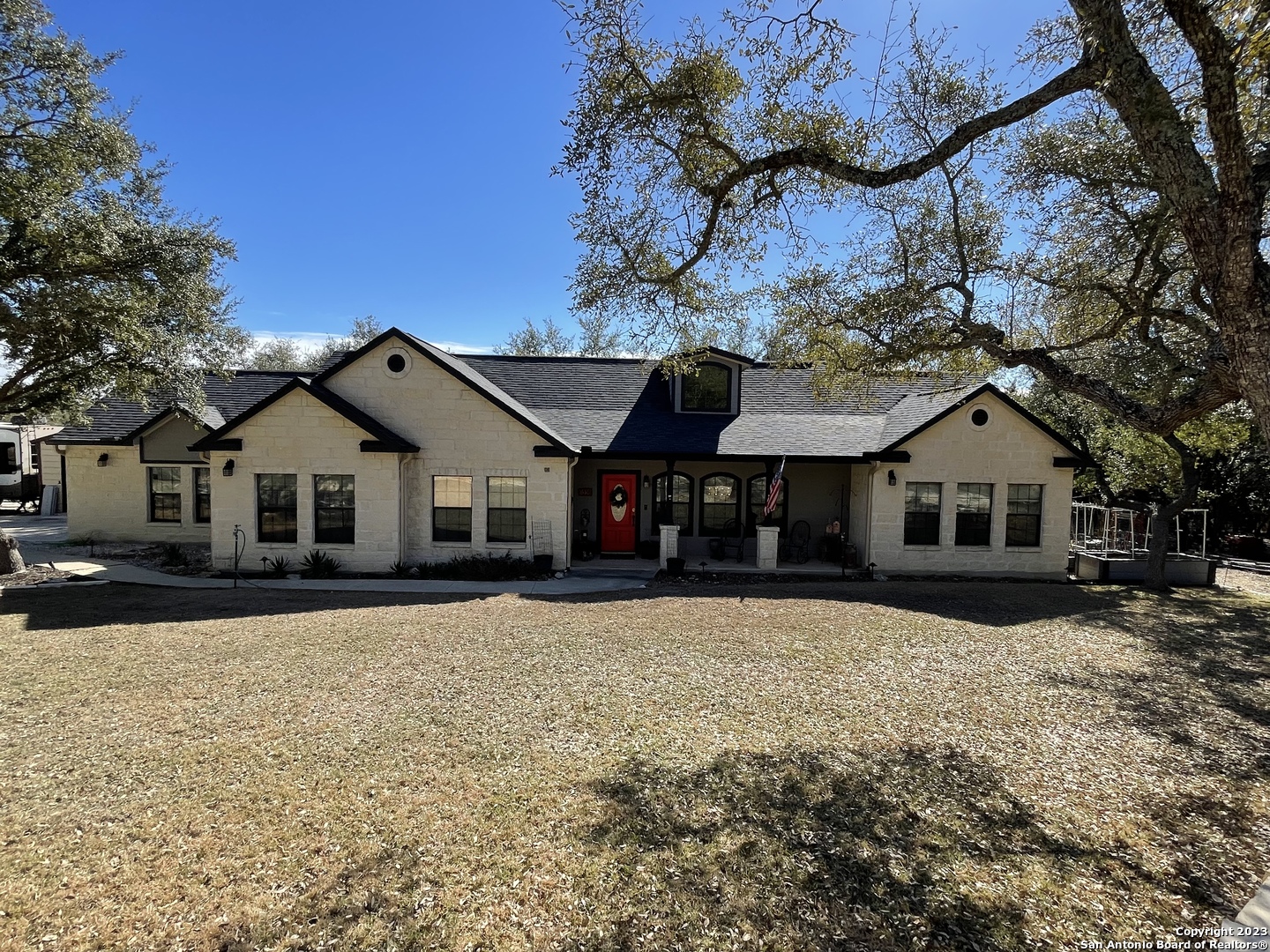 118 Quail Creek Lane Lakehills TX 78063